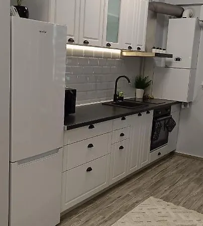 Rusky Black&white Apartment