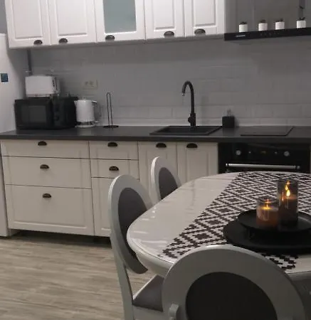 Rusky Black&white Apartment
